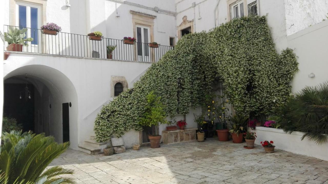 Casa Adele - Dimora Del 1700 Nel Centro Storico Bed & Breakfast Martina Franca Exterior photo